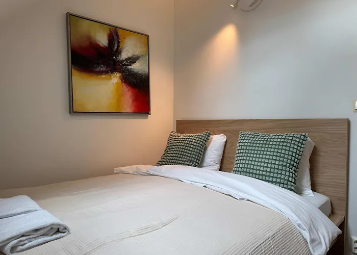 Heimby Homes - Four Bedroom Family Penthouse Bergen